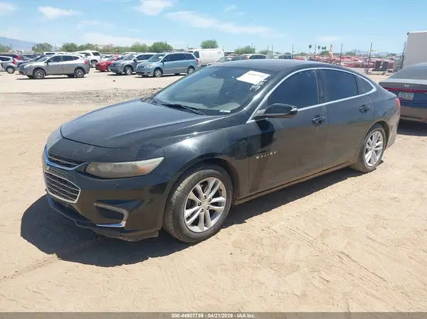 1G1ZE5STXHF113114 2017 CHEVROLET MALIBU - Image 2
