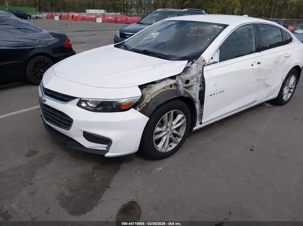 1G1ZE5STXHF113727 2017 CHEVROLET MALIBU - Image 2