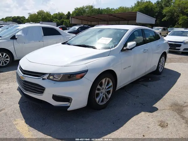 1G1ZE5STXHF116062 2017 CHEVROLET MALIBU - Image 2