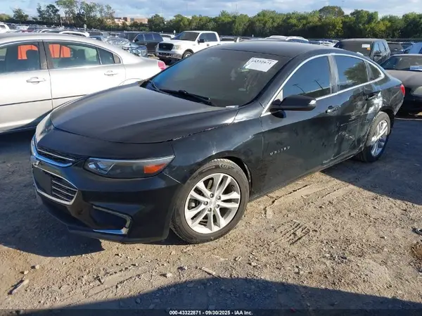 1G1ZE5STXHF117454 2017 CHEVROLET MALIBU - Image 2