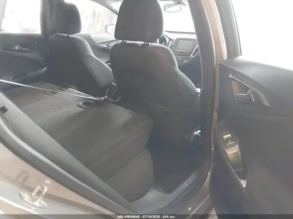 1G1ZE5STXHF118023 2017 CHEVROLET MALIBU - Image 8