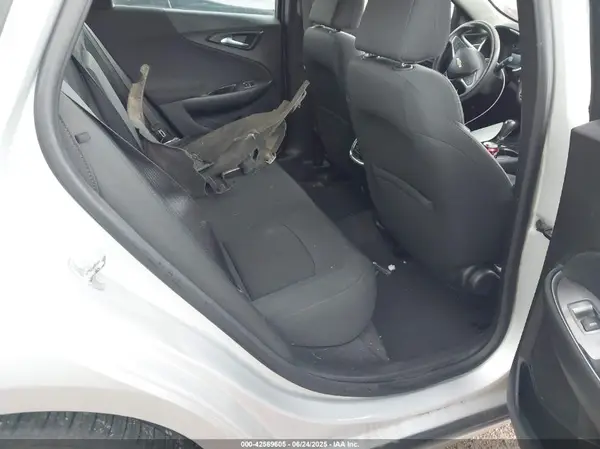 1G1ZE5STXHF119057 2017 CHEVROLET MALIBU - Image 8