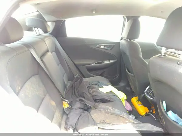 1G1ZE5STXHF123657 2017 CHEVROLET MALIBU - Image 8