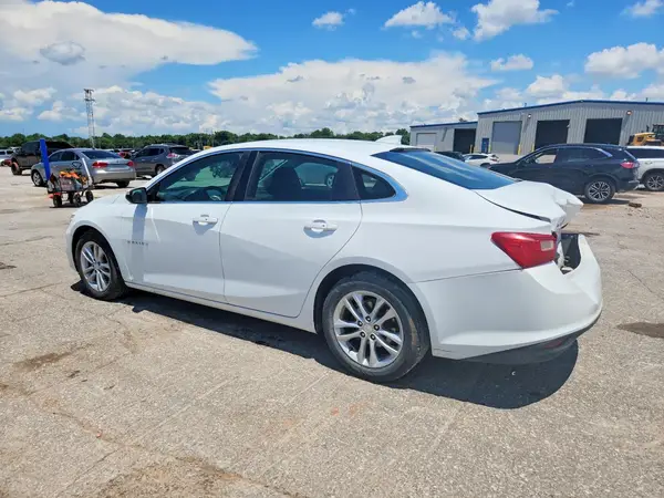 1G1ZE5STXHF123867 2017 CHEVROLET MALIBU - Image 2