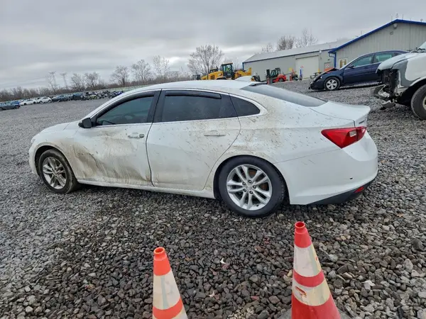 1G1ZE5STXHF123884 2017 CHEVROLET MALIBU - Image 2