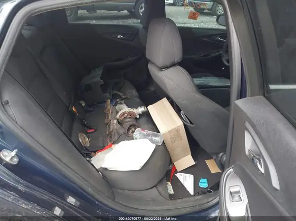 1G1ZE5STXHF129250 2017 CHEVROLET MALIBU - Image 8