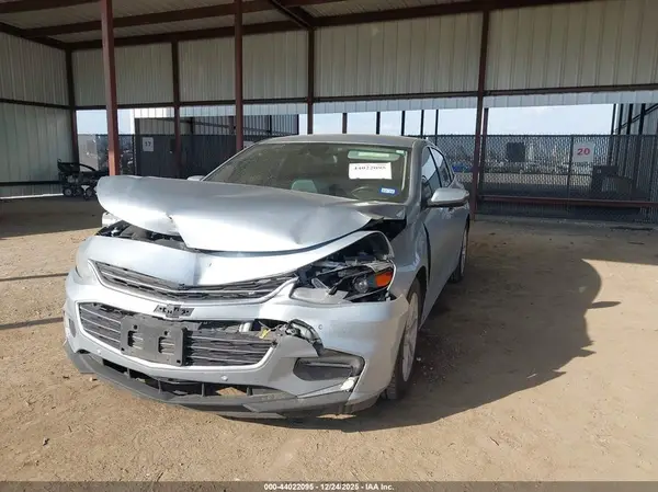 1G1ZE5STXHF132133 2017 CHEVROLET MALIBU - Image 2