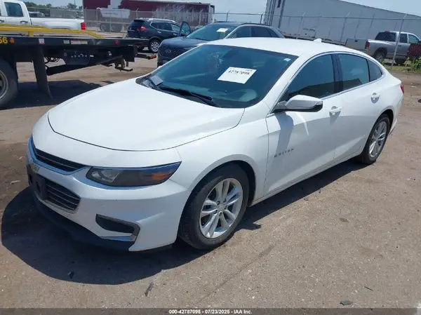 1G1ZE5STXHF132214 2017 CHEVROLET MALIBU - Image 2