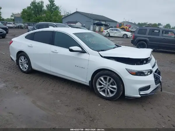 1G1ZE5STXHF134514 2017 CHEVROLET MALIBU - Image 1