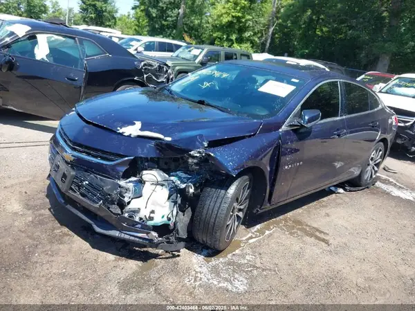 1G1ZE5STXHF135923 2017 CHEVROLET MALIBU - Image 2