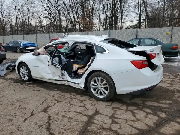 1G1ZE5STXHF140040 2017 CHEVROLET MALIBU - Image 2