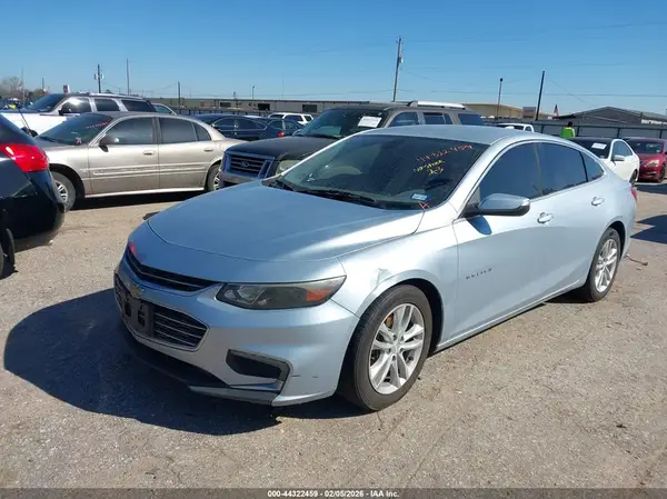 1G1ZE5STXHF143181 2017 CHEVROLET MALIBU - Image 2