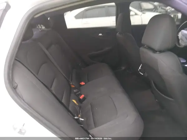 1G1ZE5STXHF144394 2017 CHEVROLET MALIBU - Image 8