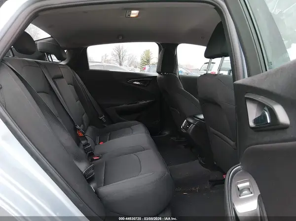 1G1ZE5STXHF150518 2017 CHEVROLET MALIBU - Image 8