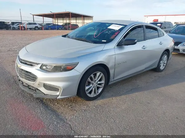 1G1ZE5STXHF153208 2017 CHEVROLET MALIBU - Image 2