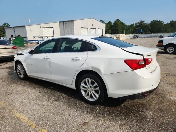 1G1ZE5STXHF153810 2017 CHEVROLET MALIBU - Image 2
