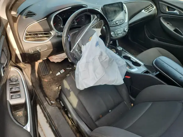 1G1ZE5STXHF153810 2017 CHEVROLET MALIBU - Image 8