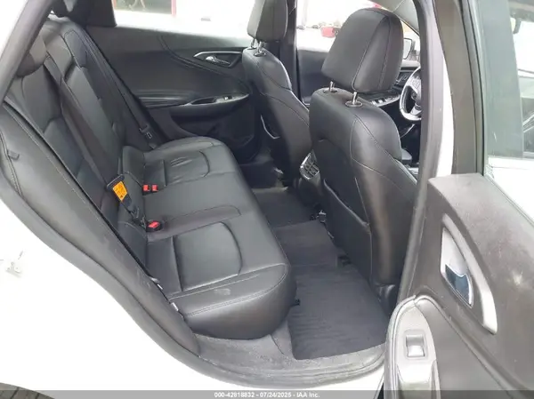 1G1ZE5STXHF159834 2017 CHEVROLET MALIBU - Image 8