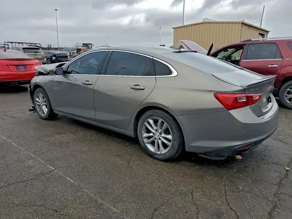 1G1ZE5STXHF162135 2017 CHEVROLET MALIBU - Image 2