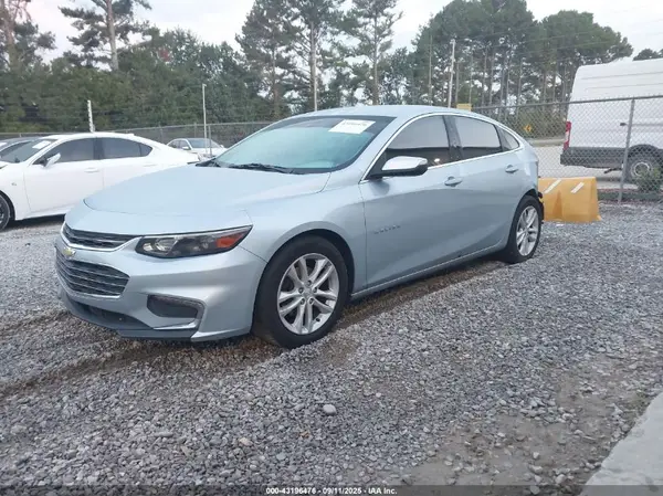 1G1ZE5STXHF170297 2017 CHEVROLET MALIBU - Image 2
