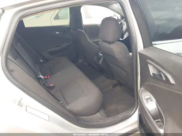 1G1ZE5STXHF172325 2017 CHEVROLET MALIBU - Image 8