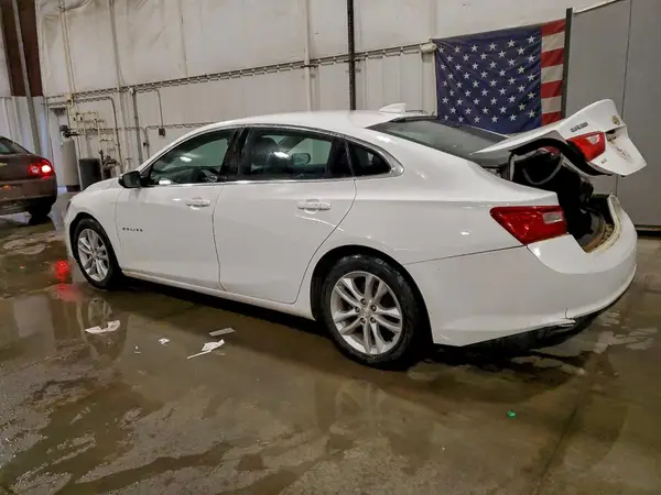 1G1ZE5STXHF173555 2017 CHEVROLET MALIBU - Image 2