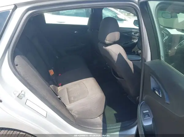 1G1ZE5STXHF176536 2017 CHEVROLET MALIBU - Image 8