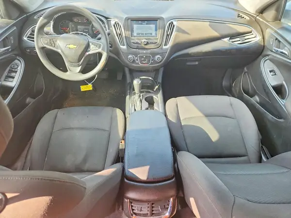 1G1ZE5STXHF180666 2017 CHEVROLET MALIBU - Image 8