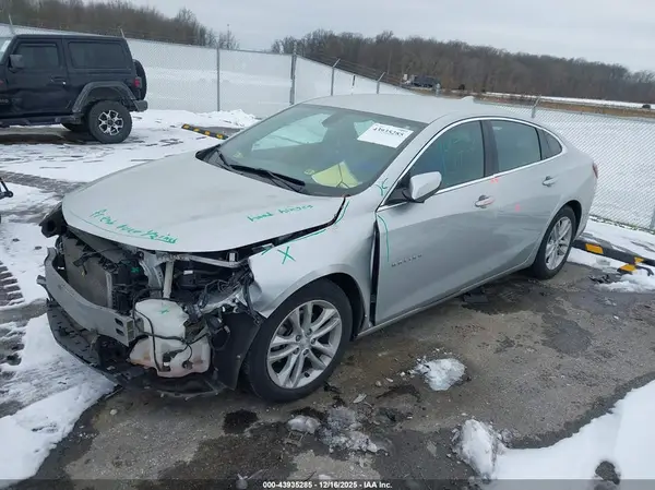 1G1ZE5STXHF183664 2017 CHEVROLET MALIBU - Image 2