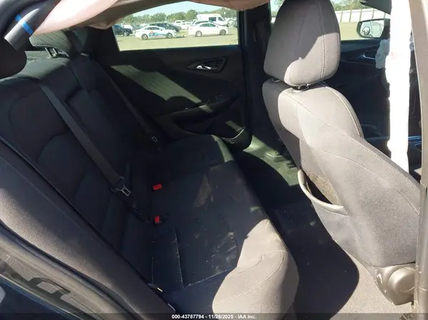 1G1ZE5STXHF198049 2017 CHEVROLET MALIBU - Image 8