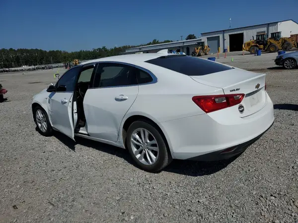 1G1ZE5STXHF201077 2017 CHEVROLET MALIBU - Image 2