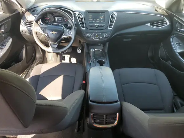 1G1ZE5STXHF201077 2017 CHEVROLET MALIBU - Image 8