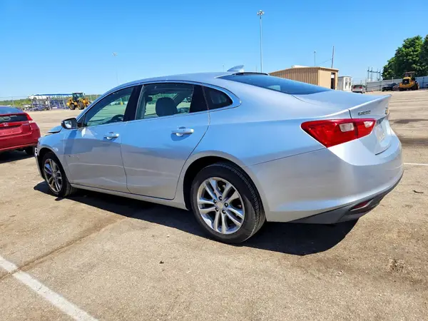 1G1ZE5STXHF204979 2017 CHEVROLET MALIBU - Image 2