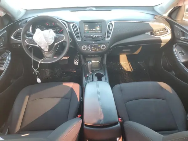 1G1ZE5STXHF206375 2017 CHEVROLET MALIBU - Image 8