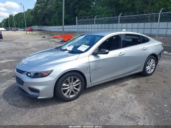 1G1ZE5STXHF208370 2017 CHEVROLET MALIBU - Image 2