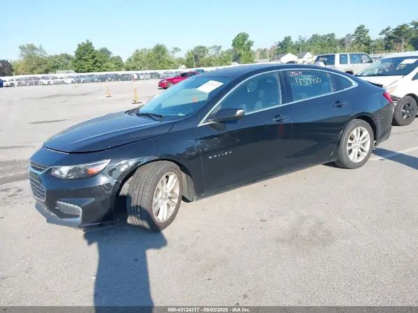 1G1ZE5STXHF234709 2017 CHEVROLET MALIBU - Image 2