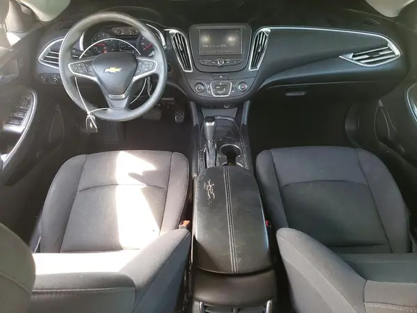 1G1ZE5STXHF235908 2017 CHEVROLET MALIBU - Image 8