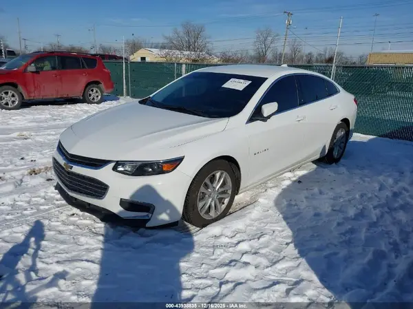 1G1ZE5STXHF241238 2017 CHEVROLET MALIBU - Image 2