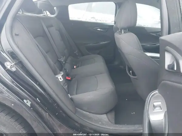 1G1ZE5STXHF241580 2017 CHEVROLET MALIBU - Image 8