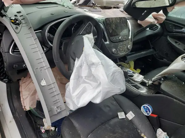 1G1ZE5STXHF243281 2017 CHEVROLET MALIBU - Image 8