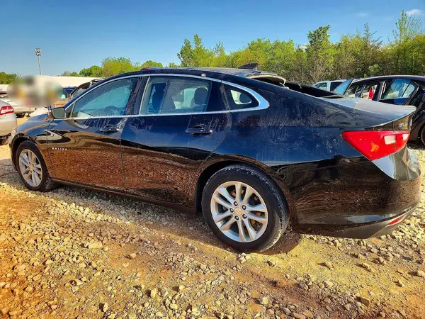 1G1ZE5STXHF250487 2017 CHEVROLET MALIBU - Image 2