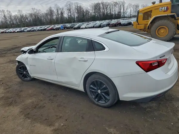 1G1ZE5STXHF250876 2017 CHEVROLET MALIBU - Image 2