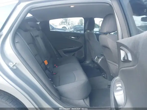 1G1ZE5STXHF252305 2017 CHEVROLET MALIBU - Image 8