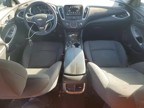 1G1ZE5STXHF253650 2017 CHEVROLET MALIBU - Image 8
