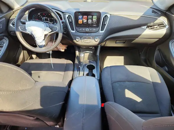 1G1ZE5STXHF266575 2017 CHEVROLET MALIBU - Image 8