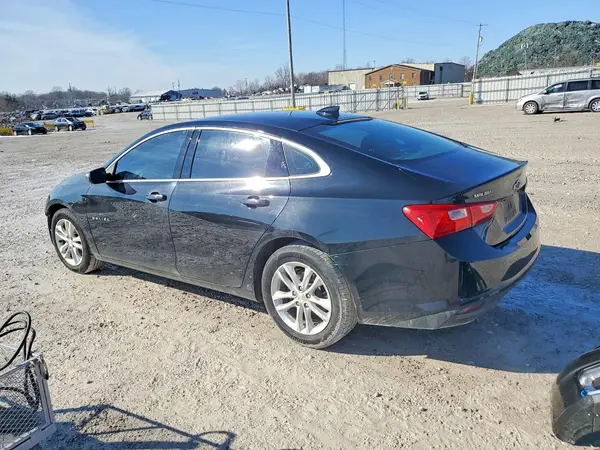 1G1ZE5STXHF270772 2017 CHEVROLET MALIBU - Image 2