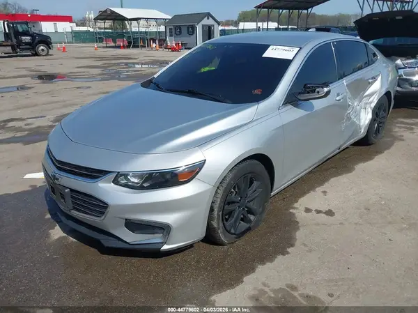 1G1ZE5STXHF278824 2017 CHEVROLET MALIBU - Image 2