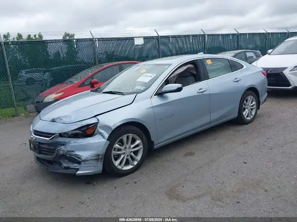 1G1ZE5STXHF292884 2017 CHEVROLET MALIBU - Image 2