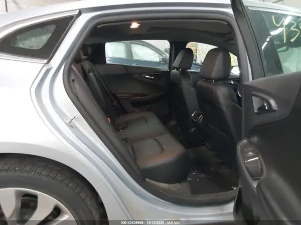 1G1ZE5SX0JF159575 2018 CHEVROLET MALIBU - Image 8