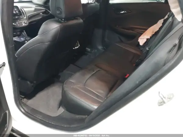 1G1ZE5SX0JF257392 2018 CHEVROLET MALIBU - Image 8